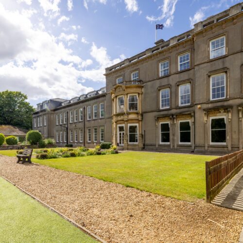 Bournemouth Collegiate School<br>본머스 컬리지에이트 스쿨