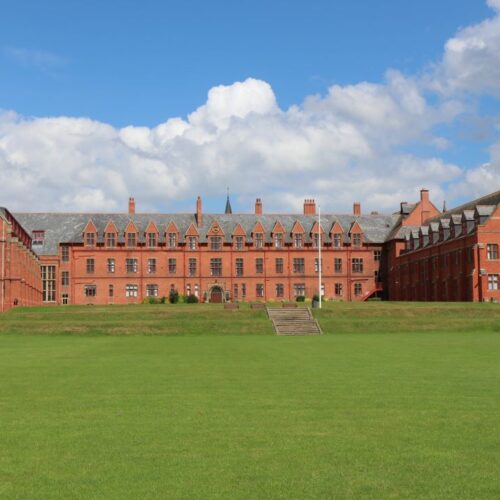 Ellesmere College<br>엘스미어 컬리지