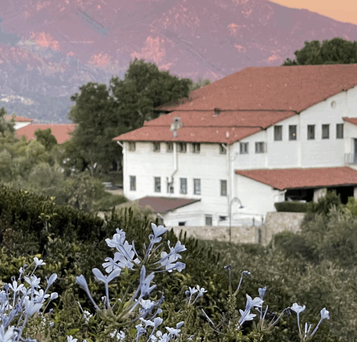 Flintridge Sacred Heart Academy<br>플린트리지 새크리드 하트 아카데미