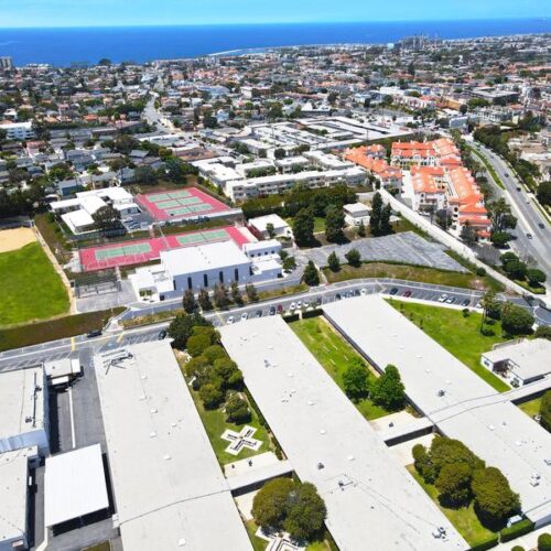 Bishop Montgomery High School<br>비숍 몽고메리 하이스쿨