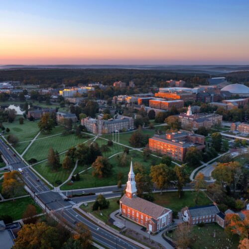 University of Connecticut<br>코네티컷 대학교