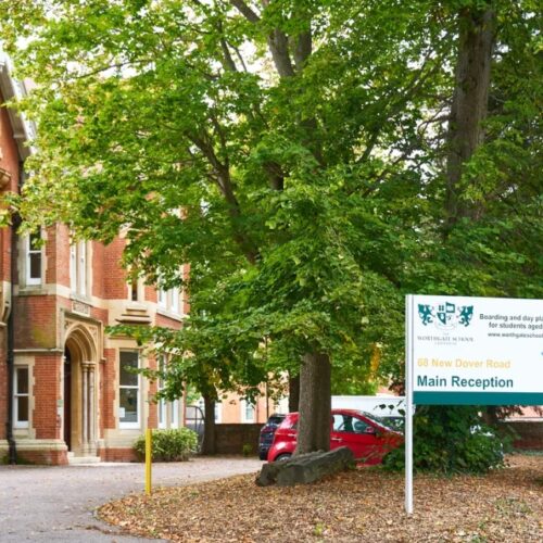 The Worthgate School<br>워스게이트 스쿨