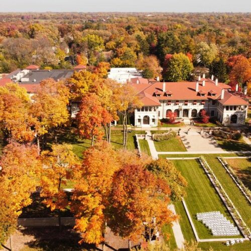 Lake Forest Academy<br>레이크 포레스트 아카데미