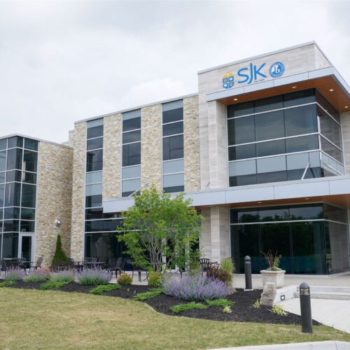 St. John’s-Kilmarnock School<br>세인트 존스 킬마녹 스쿨